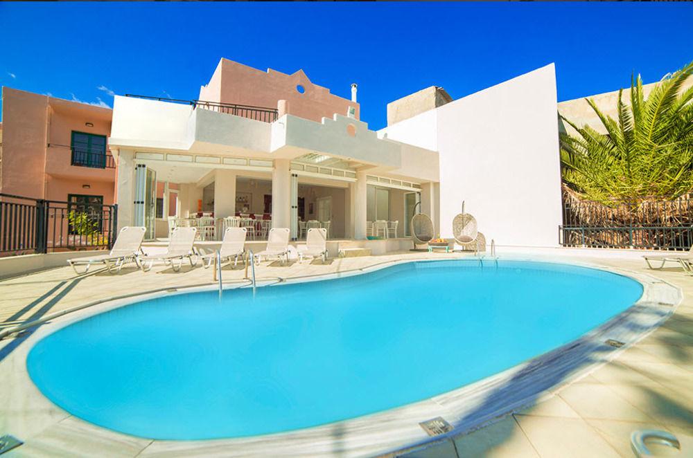 Malia Central Apartments Екстериор снимка