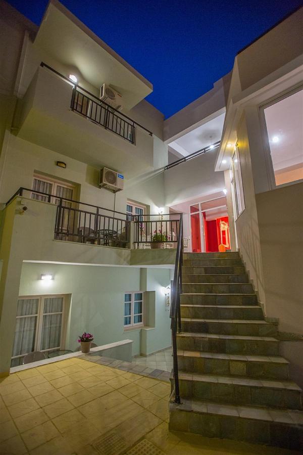 Malia Central Apartments Екстериор снимка