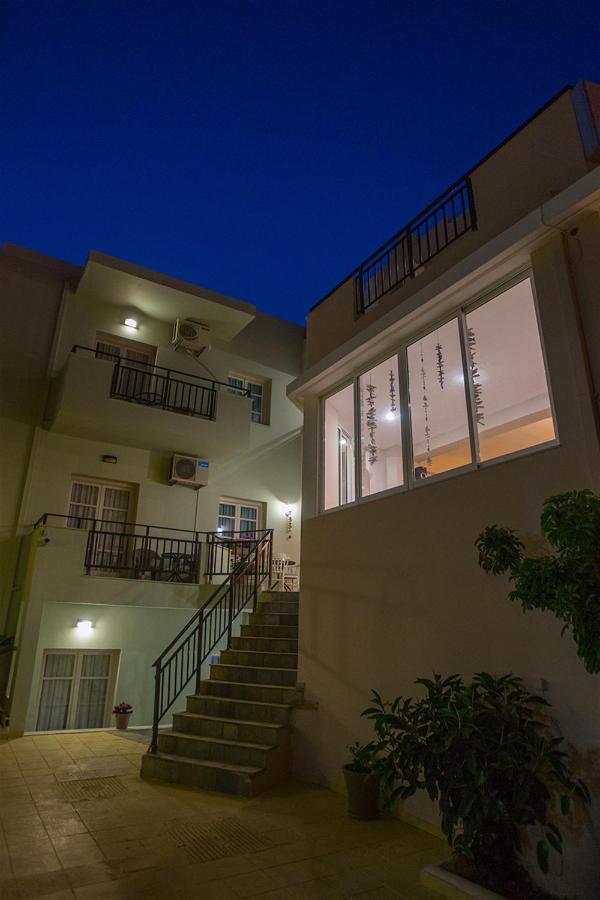 Malia Central Apartments Екстериор снимка