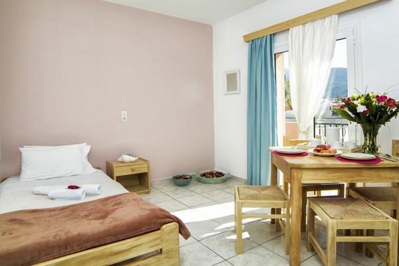 Malia Central Apartments Екстериор снимка